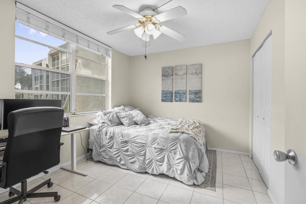9410 Poinciana Place, Unit 108, Davie, FL 33324 Photo