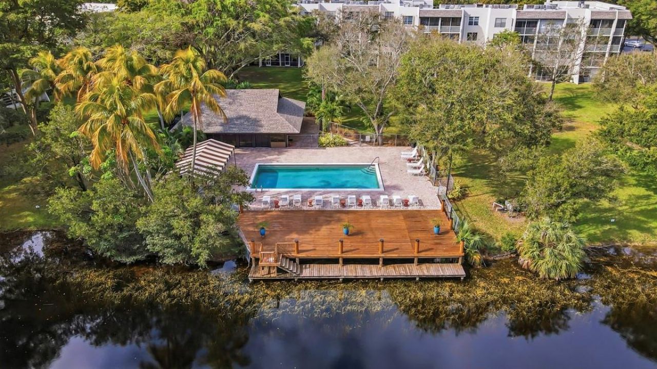 9410 Poinciana Place, Unit 108, Davie, FL 33324 Photo