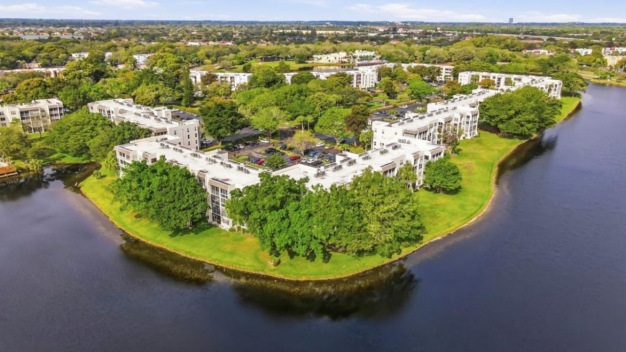 9410 Poinciana Place, Unit 108, Davie, FL 33324 Photo