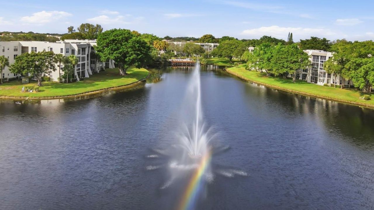 9410 Poinciana Place, Unit 108, Davie, FL 33324 Photo