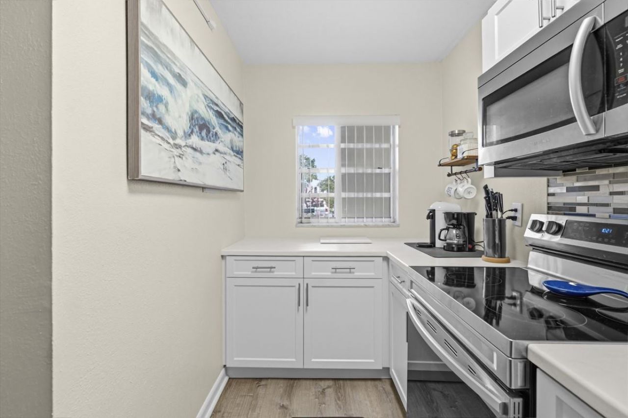 9410 Poinciana Place, Unit 108, Davie, FL 33324 Photo