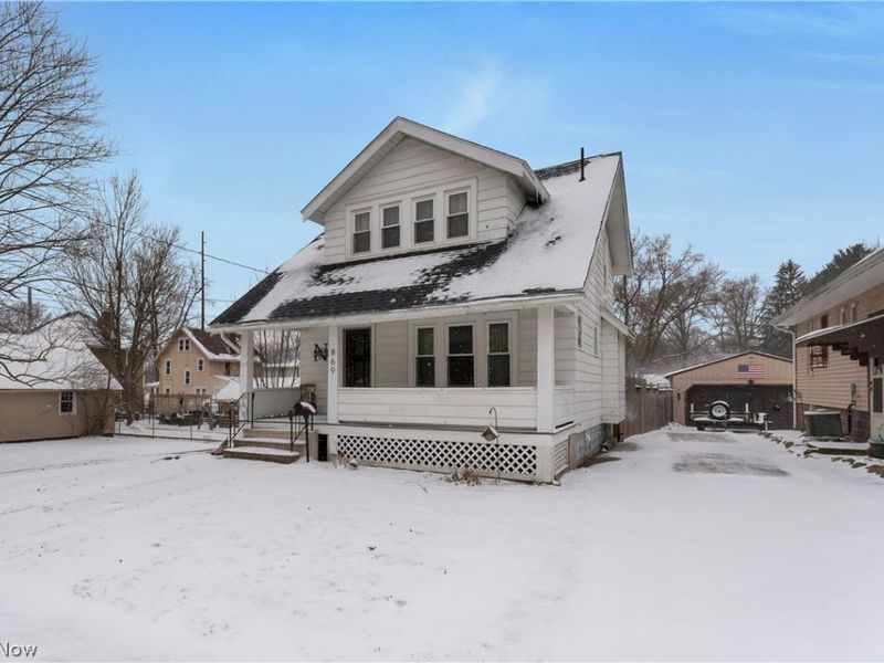 869 W Spruce Avenue, Ravenna, OH 44266 Photo 2