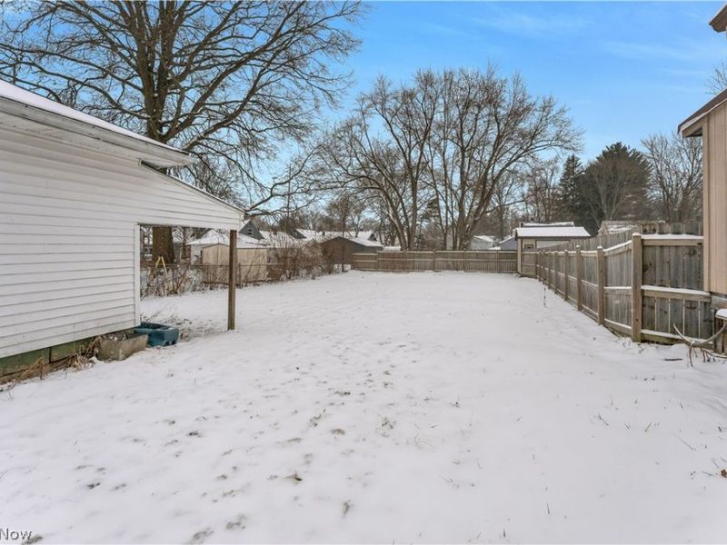 869 W Spruce Avenue, Ravenna, OH 44266 Photo 5