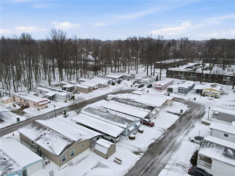 261 Chelsea Drive, Willoughby, OH 44094 Photo 3