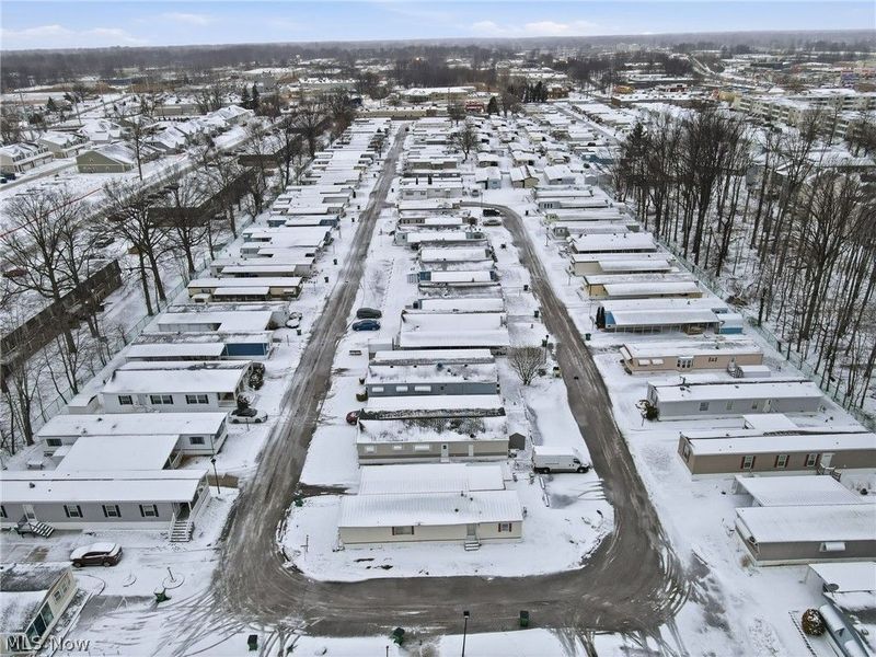 261 Chelsea Drive, Willoughby, OH 44094 Photo 5