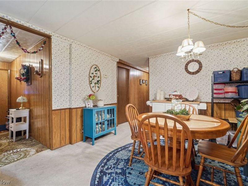 261 Chelsea Drive, Willoughby, OH 44094 Photo 8