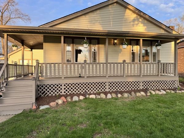 303 N Elmwood Avenue, Wood Dale, IL 60191