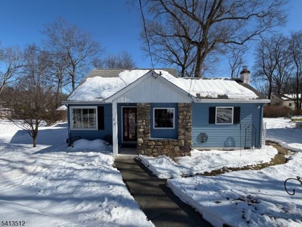 9 Hillview Ter, Denville, NJ 07834