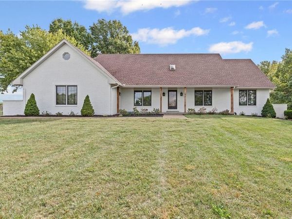 14565 Gardner Road, Gardner, KS 66030