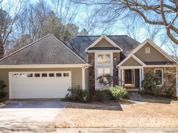 135 Spring Lake Drive, Athens, GA 30605