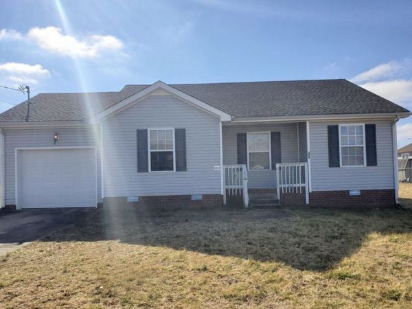 209 Ruf Dr, Oak Grove, KY 42262
