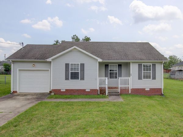 209 Ruf Dr, Oak Grove, KY 42262