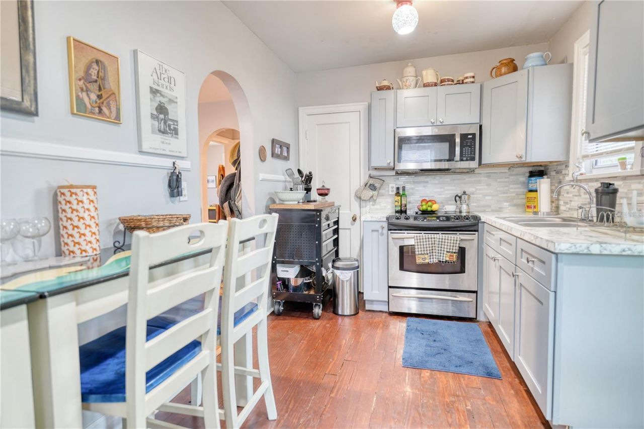 735 26th Avenue S, Saint Petersburg, FL 33705 Photo