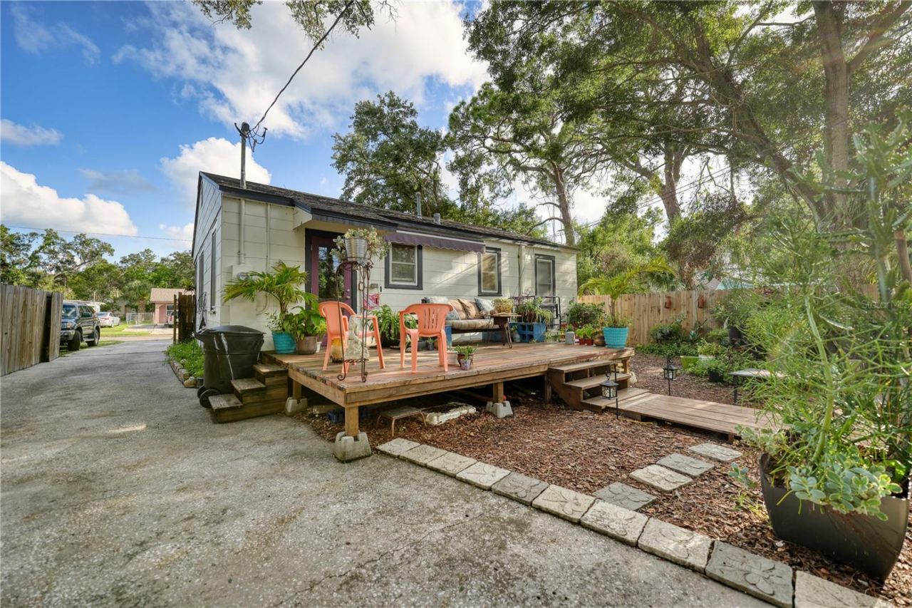 735 26th Avenue S, Saint Petersburg, FL 33705 Photo