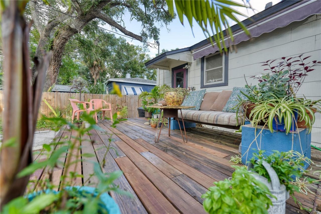 735 26th Avenue S, Saint Petersburg, FL 33705 Photo