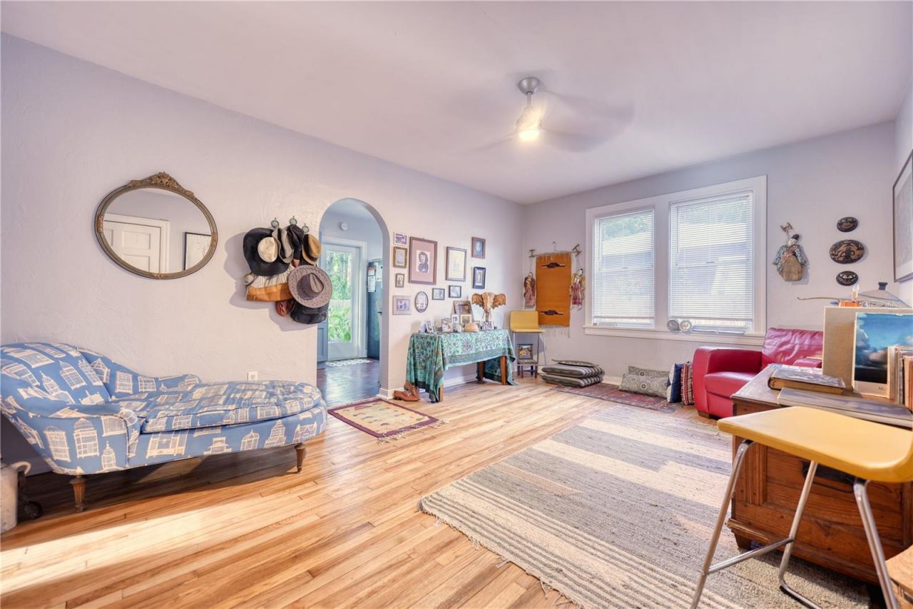 735 26th Avenue S, Saint Petersburg, FL 33705 Photo