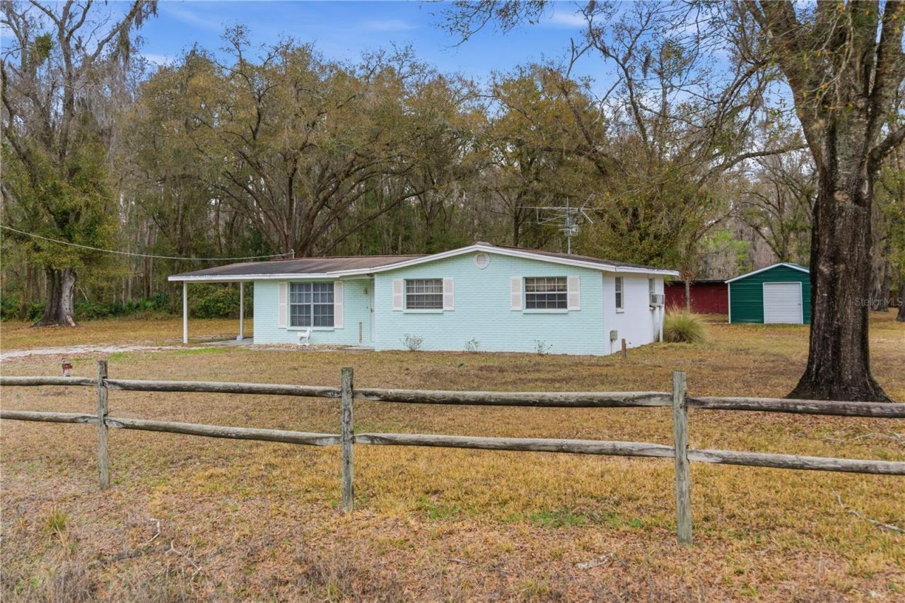 33725 Camerton Road, Wesley Chapel, FL 33543 Main Photo