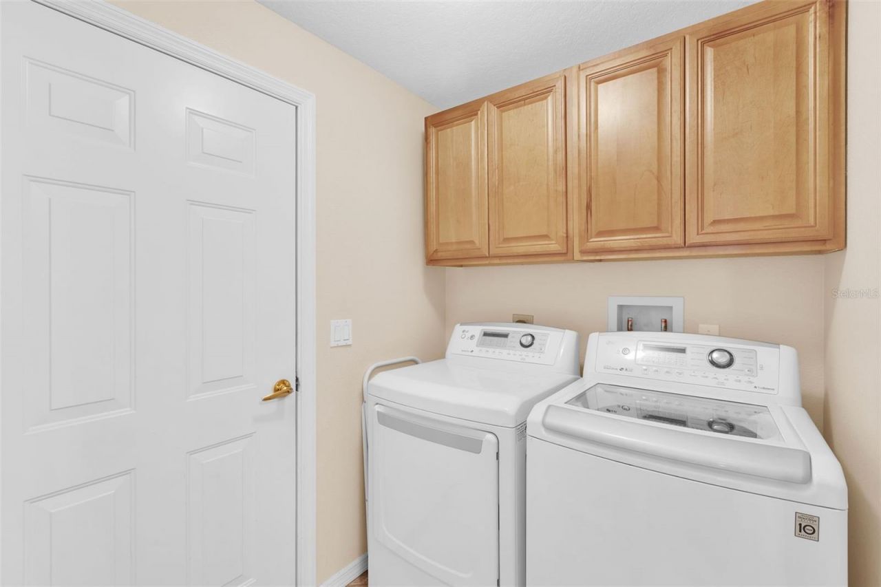 4533 Cinnamon Drive, Unit 2707, Sarasota, FL 34238 Photo