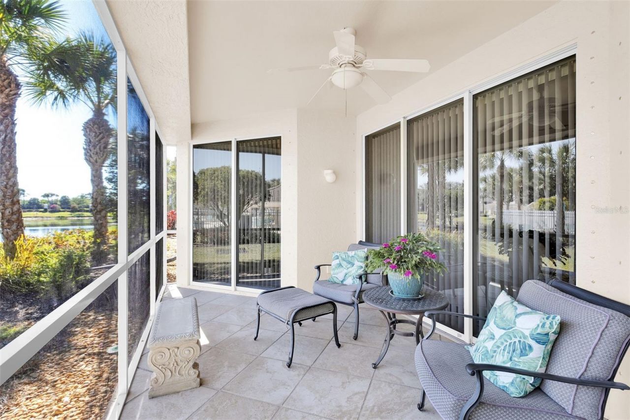 4533 Cinnamon Drive, Unit 2707, Sarasota, FL 34238 Photo