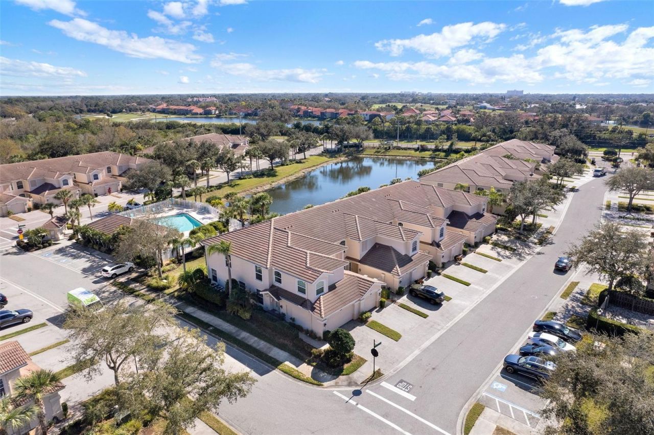 4533 Cinnamon Drive, Unit 2707, Sarasota, FL 34238 Photo
