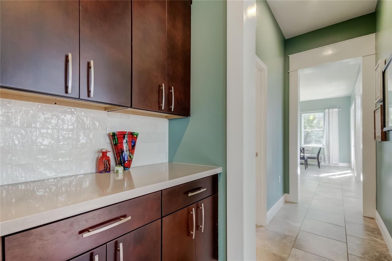 11403 Quiet Forest Drive, Tampa, FL 33635 Photo