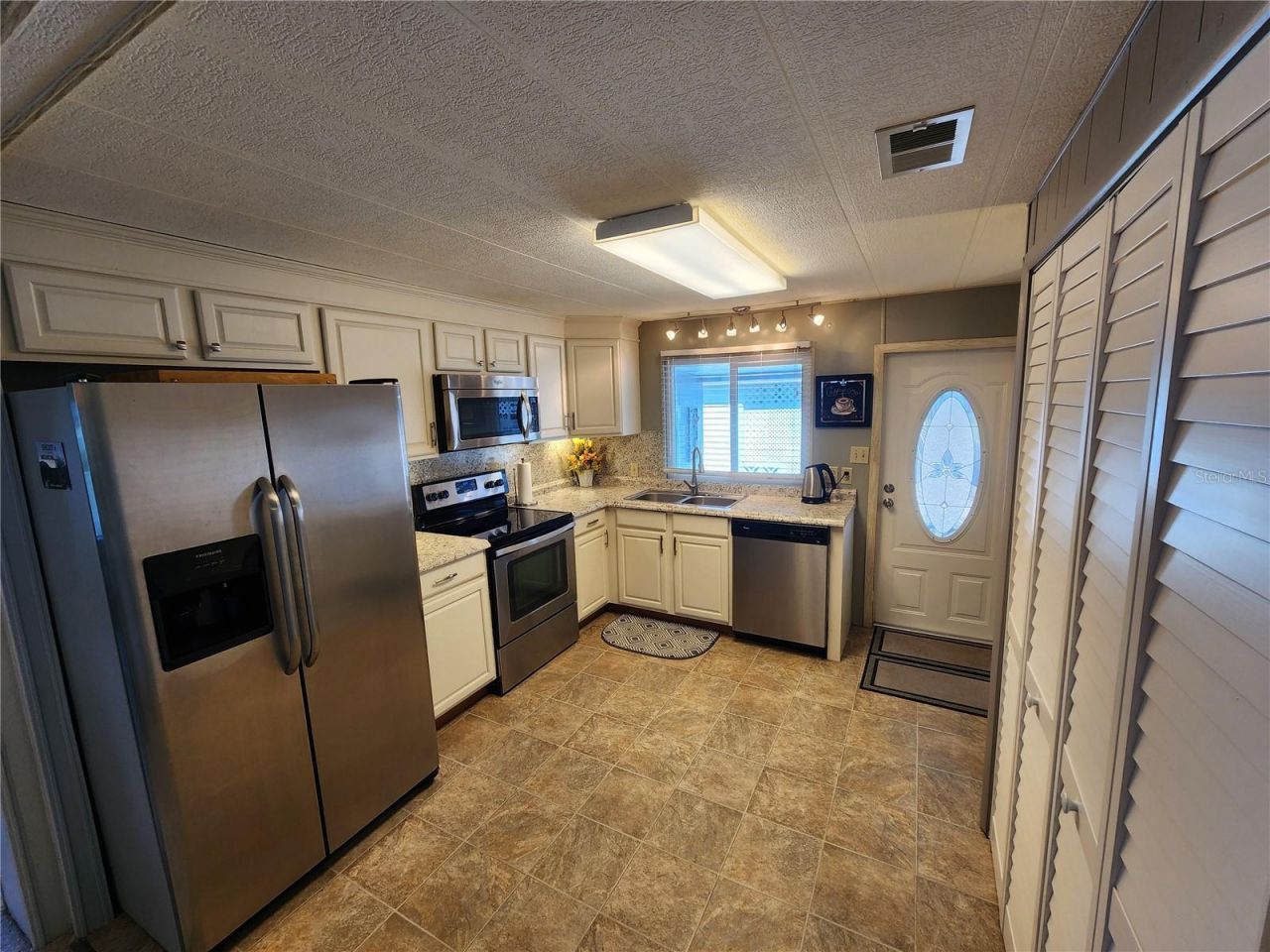 808 53rd Avenue E, Unit 277, Bradenton, FL 34203 Photo