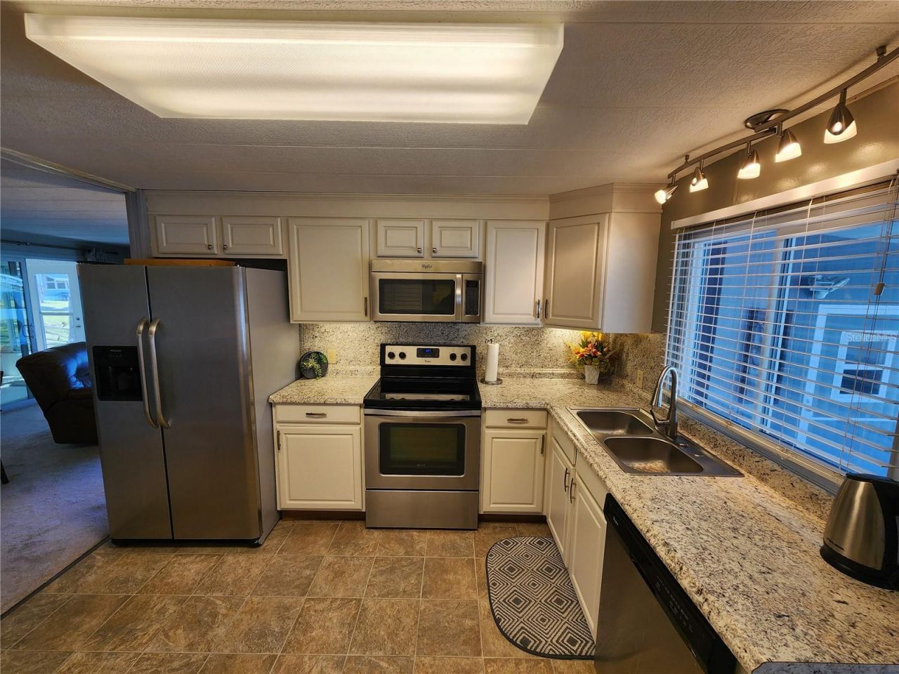 808 53rd Avenue E, Unit 277, Bradenton, FL 34203 Photo