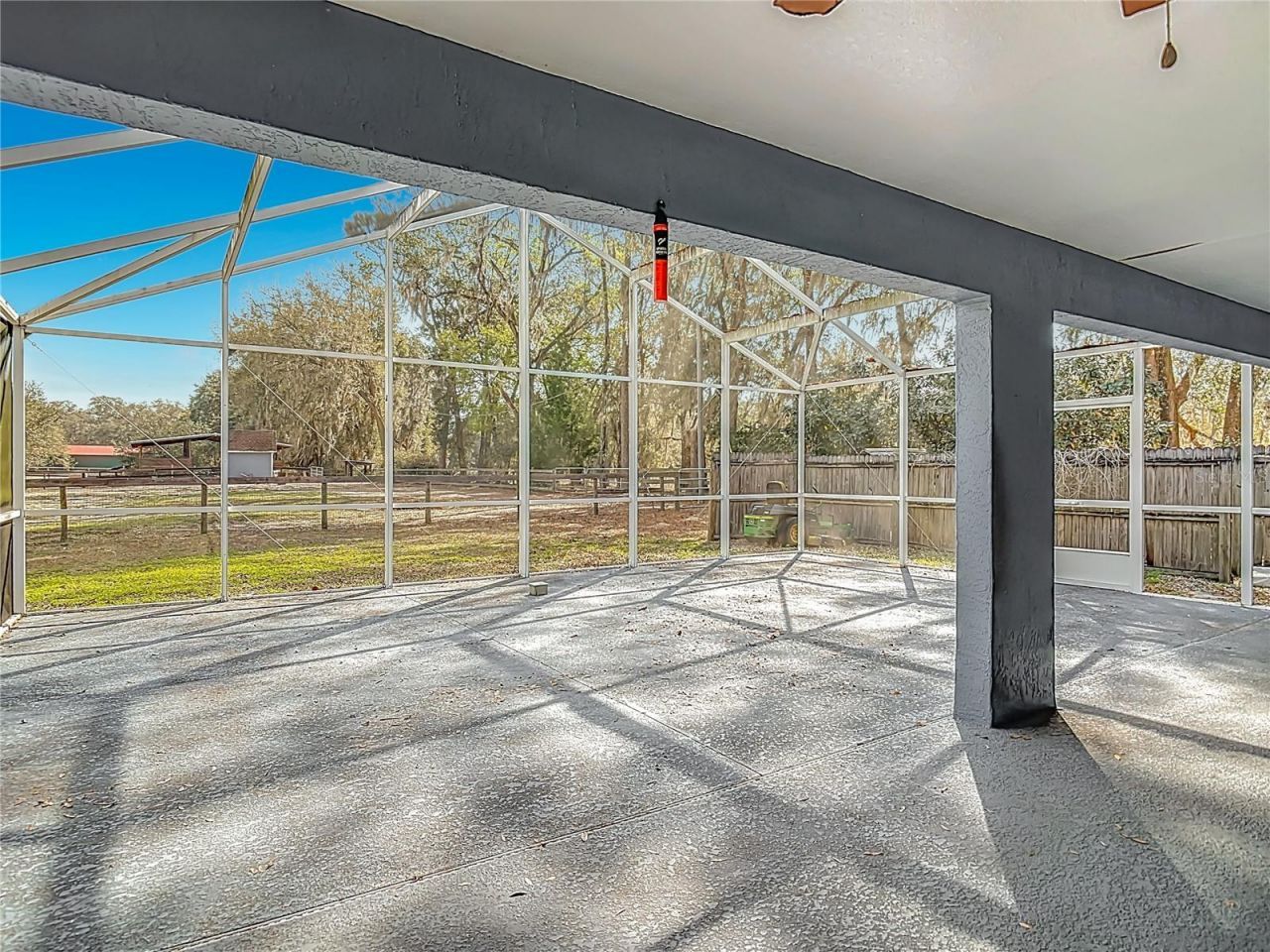 15271 SE 24th Street Road , Ocklawaha, FL 32179 Photo