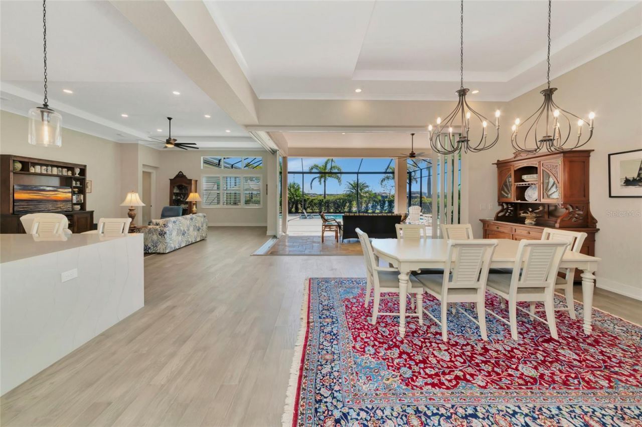 8252 Redonda Loop, Bradenton, FL 34202 Photo