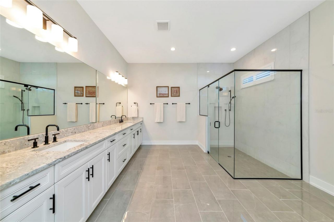 8252 Redonda Loop, Bradenton, FL 34202 Photo