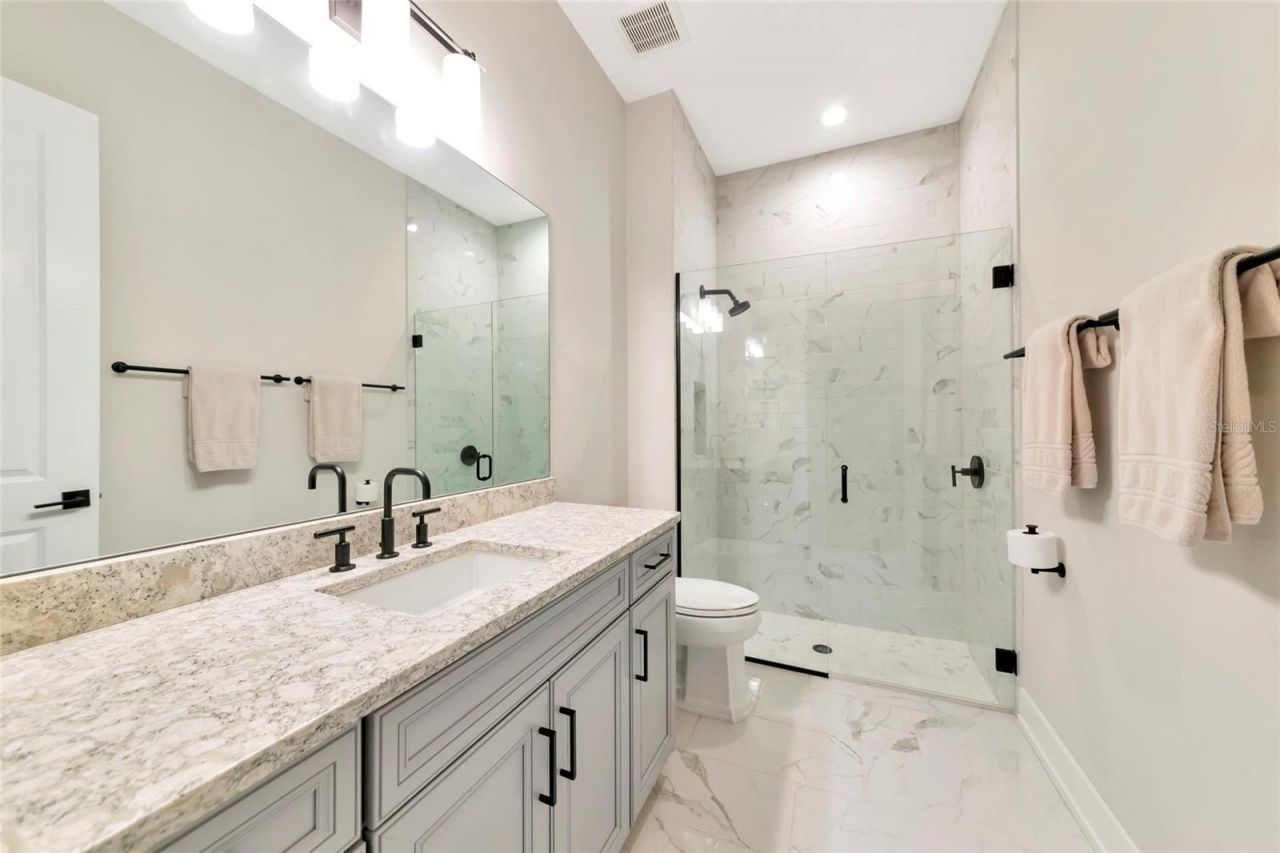 8252 Redonda Loop, Bradenton, FL 34202 Photo