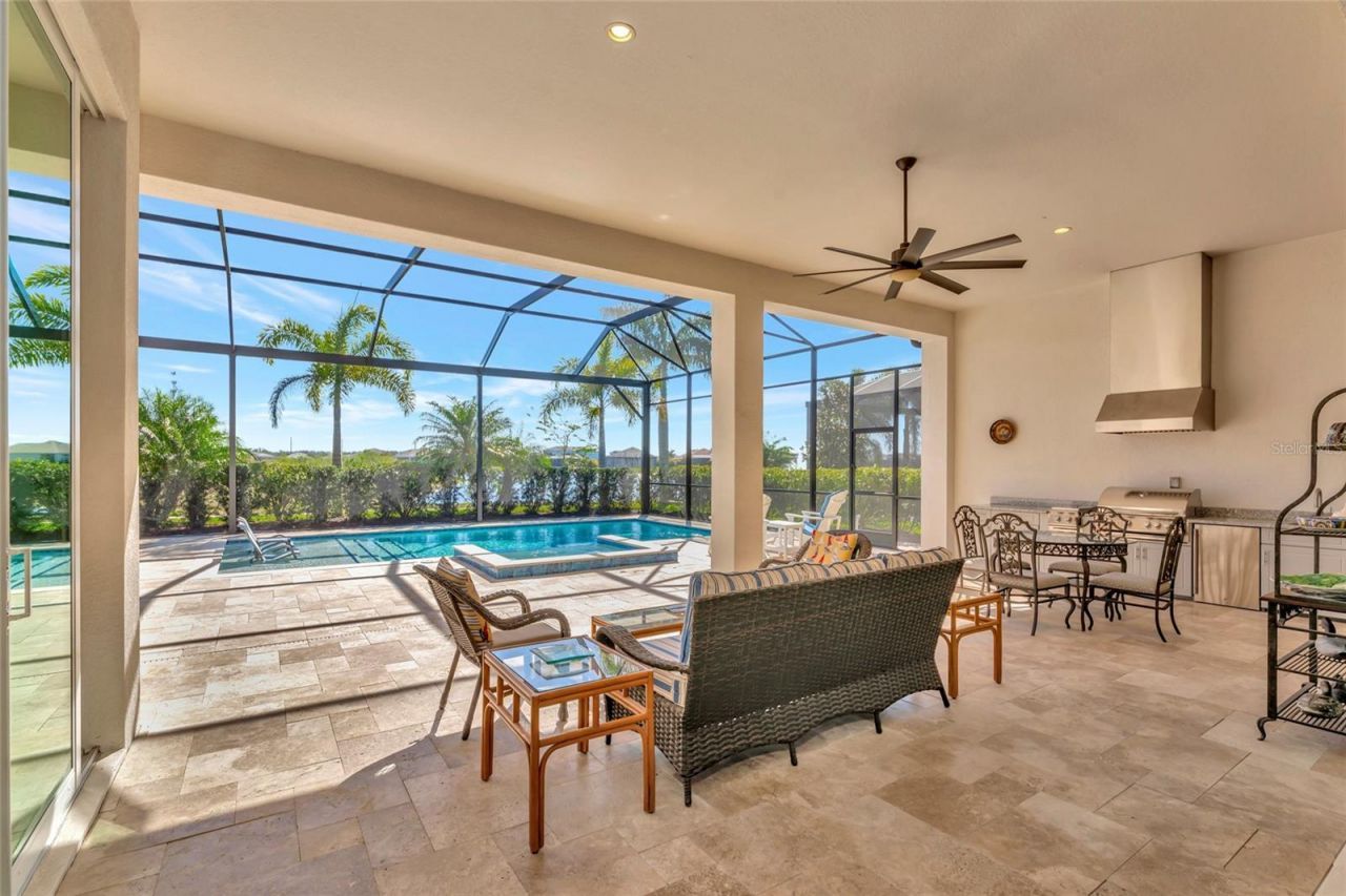 8252 Redonda Loop, Bradenton, FL 34202 Photo