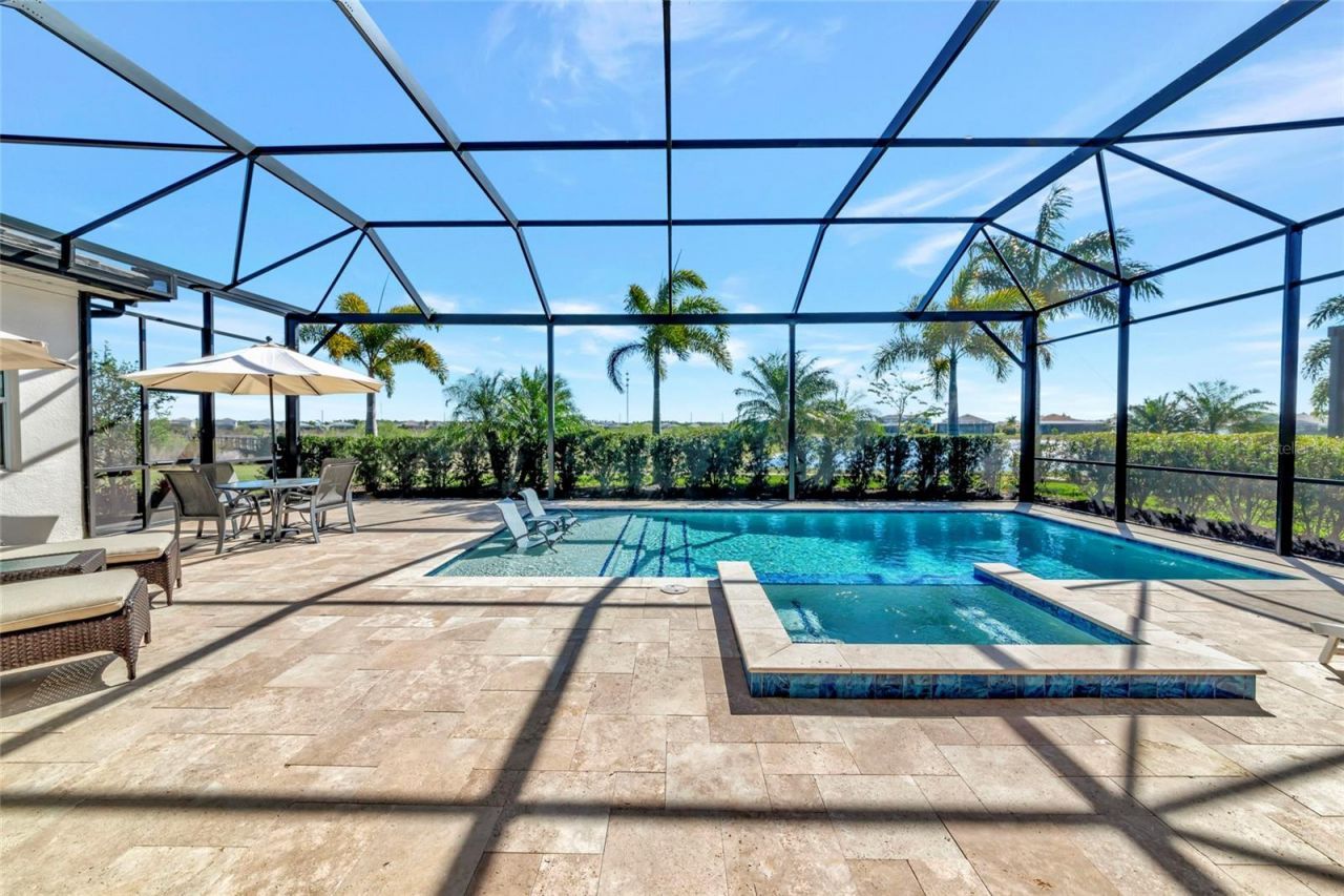 8252 Redonda Loop, Bradenton, FL 34202 Photo