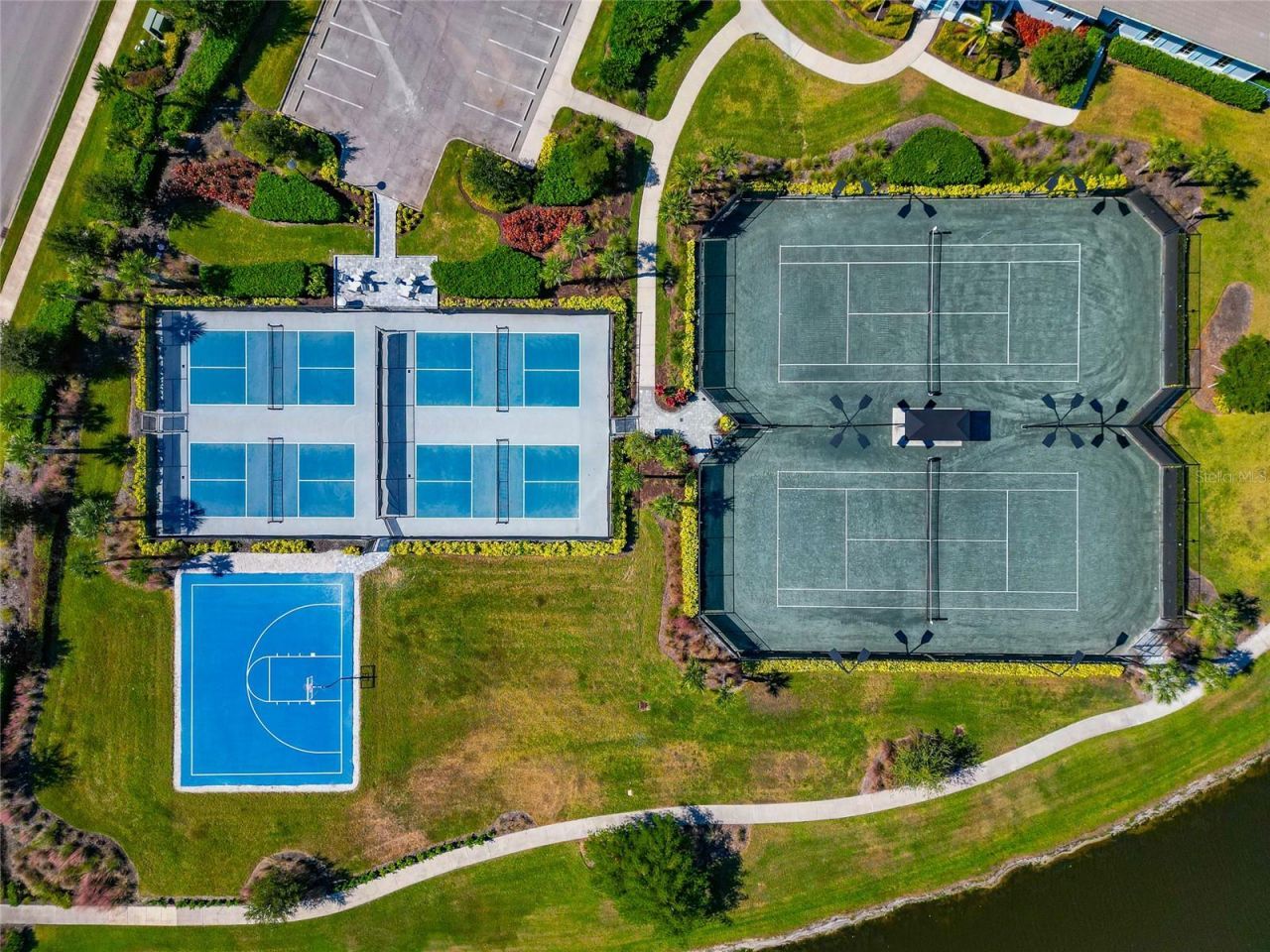 8252 Redonda Loop, Bradenton, FL 34202 Photo