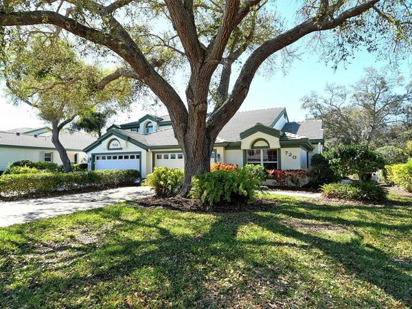 720 CONNEMARA COURT, VENICE, FL 34292