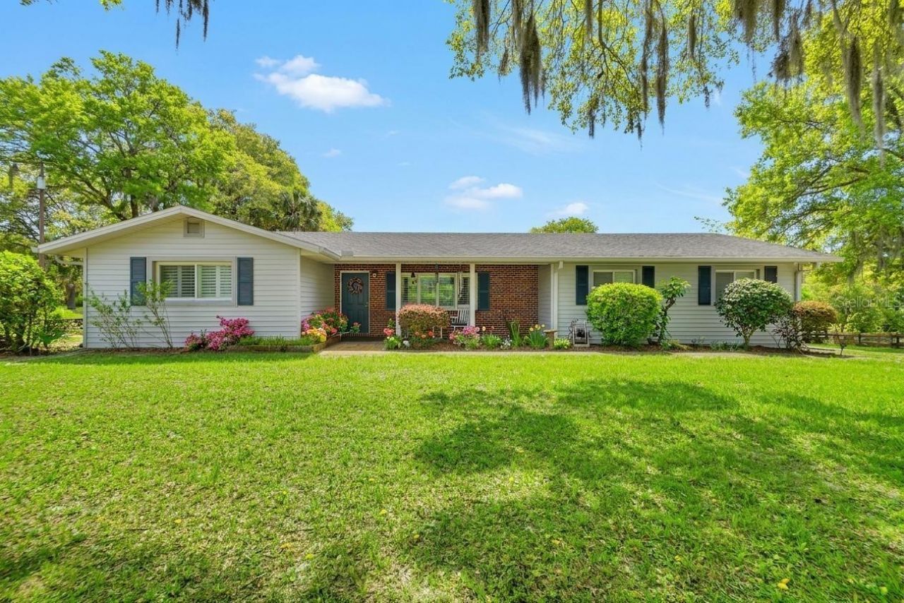 2259 S Spring Garden Avenue, Deland, FL 32720 Main Photo