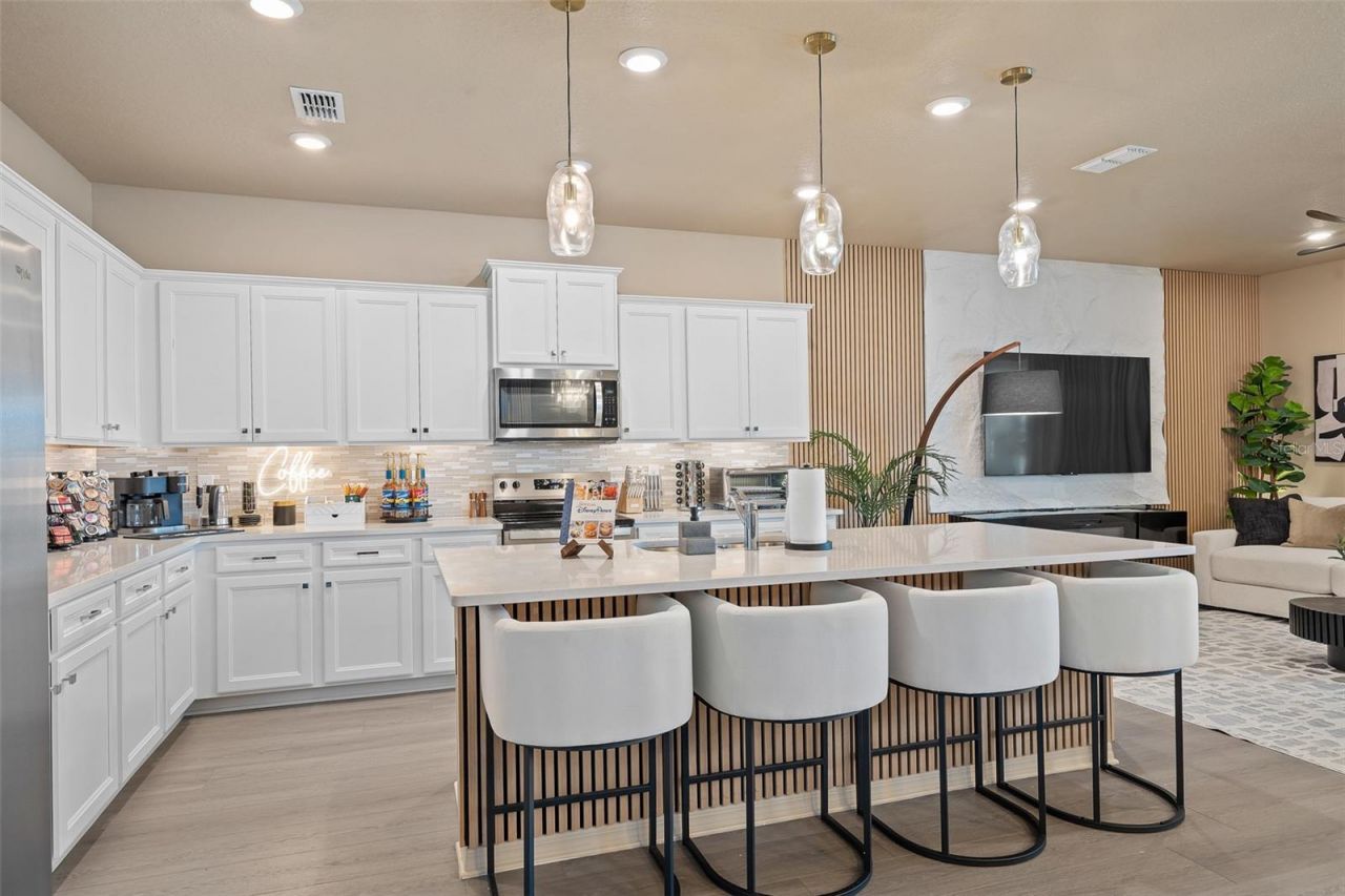 16016 Sandy Cliffs Drive, Clermont, FL 34714 Photo