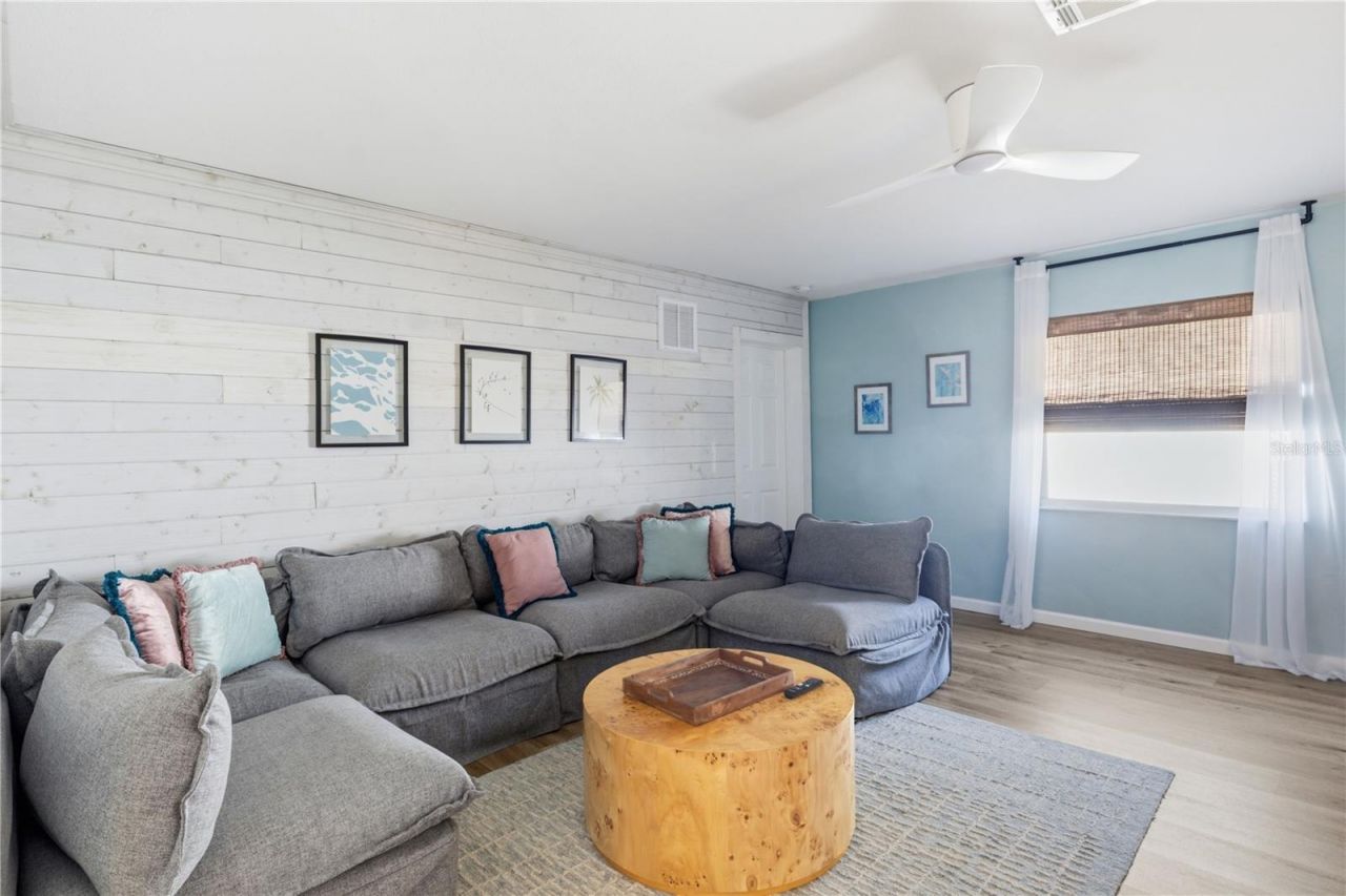 205 Haverkos Court, Holmes Beach, FL 34217 Photo