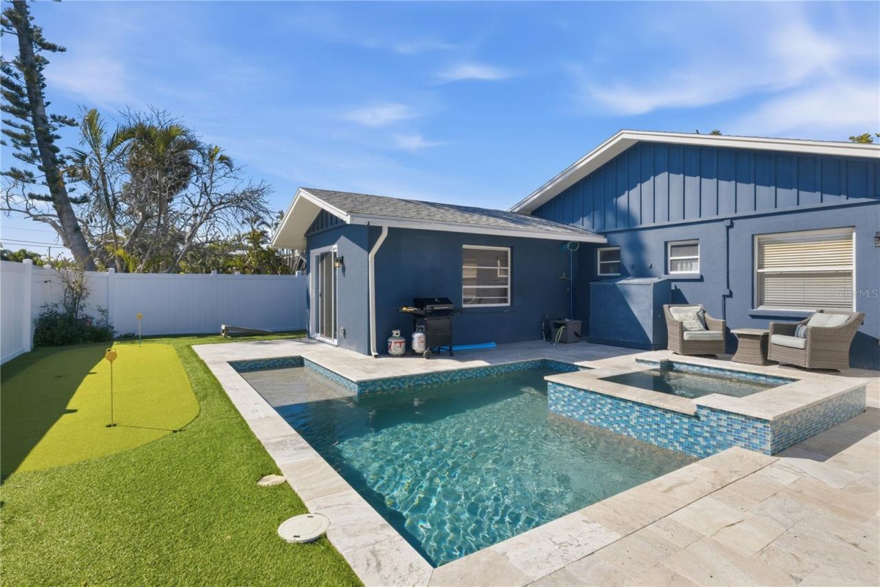 205 Haverkos Court, Holmes Beach, FL 34217 Photo