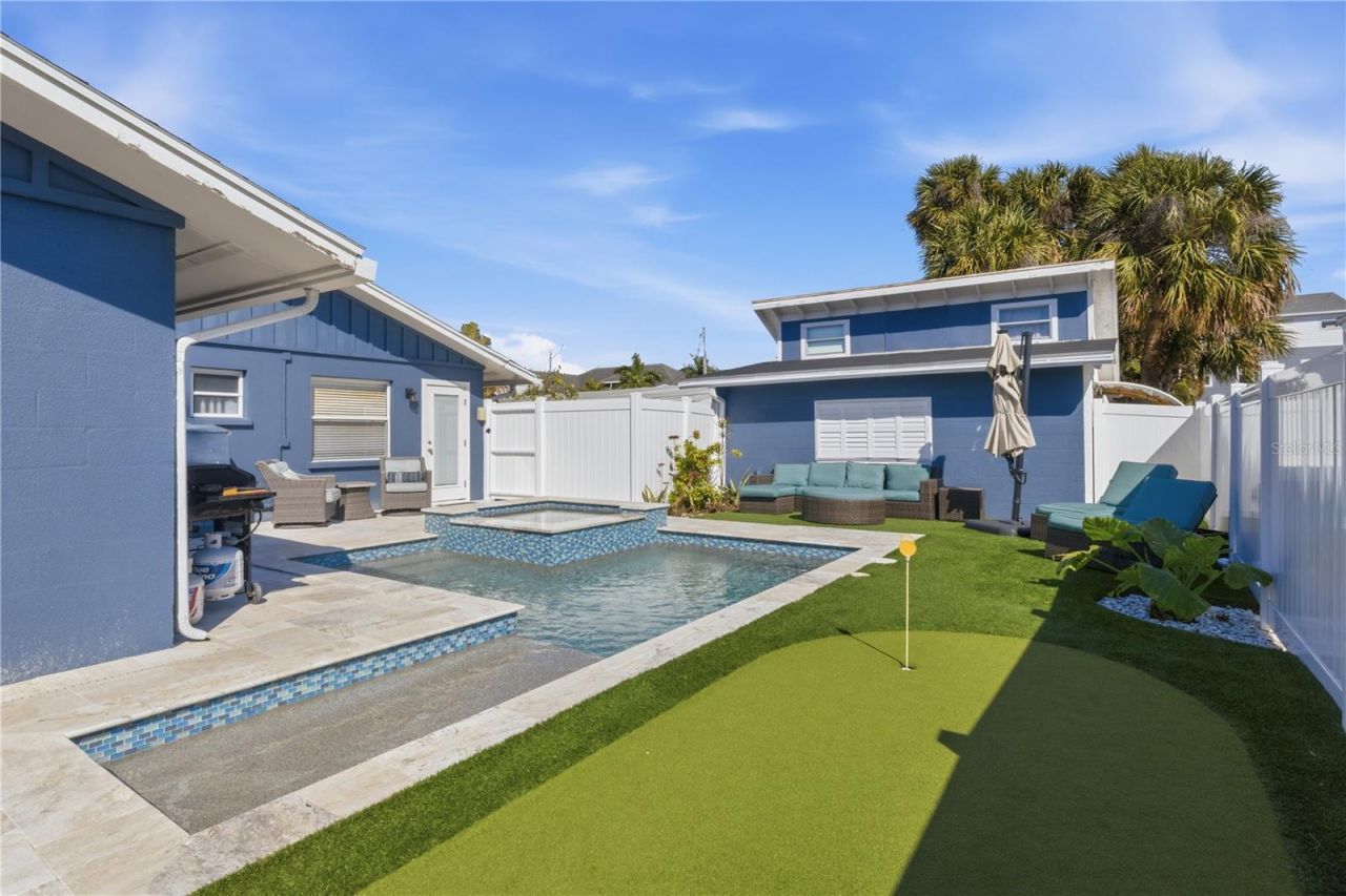 205 Haverkos Court, Holmes Beach, FL 34217 Photo