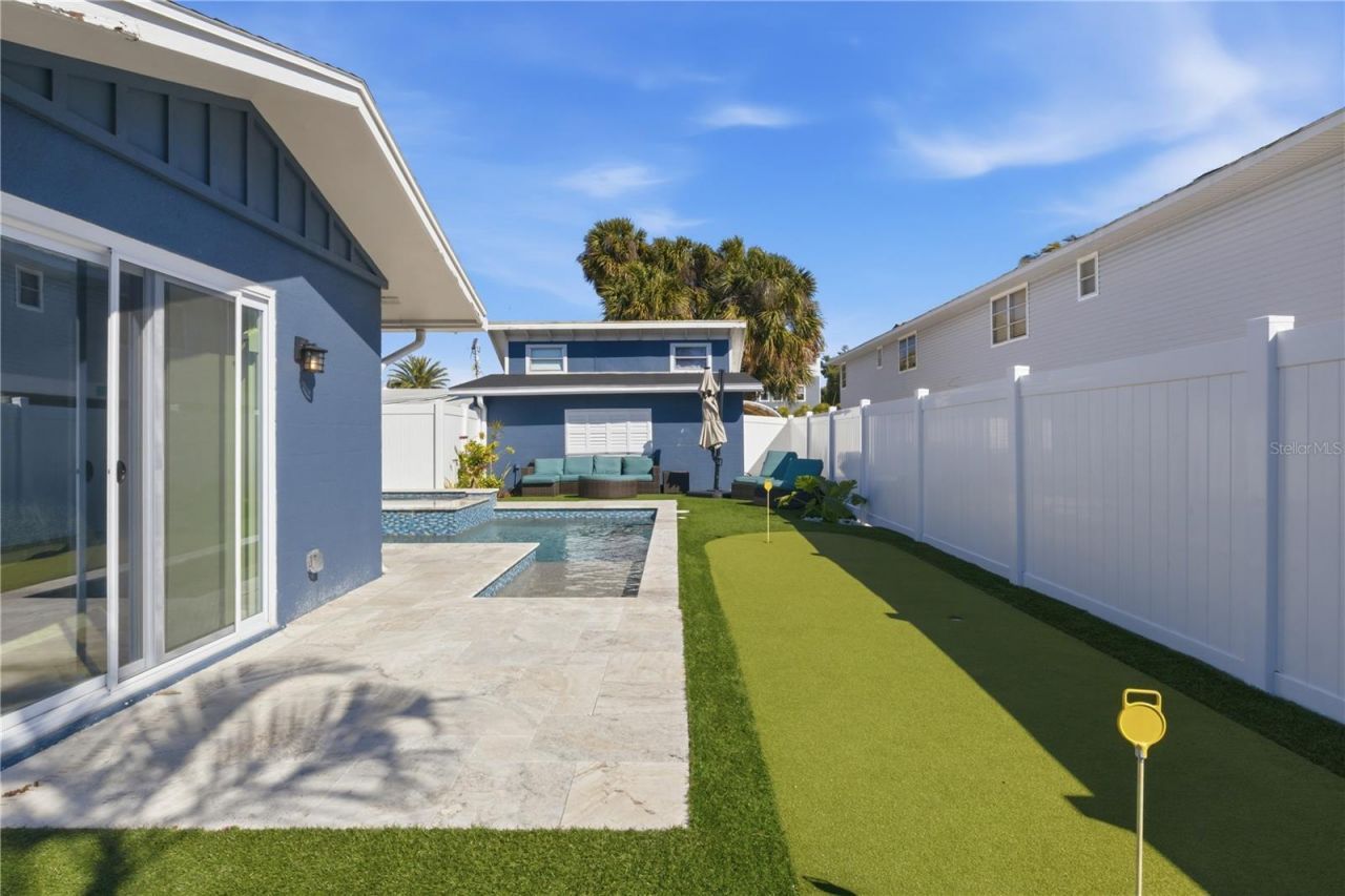 205 Haverkos Court, Holmes Beach, FL 34217 Photo