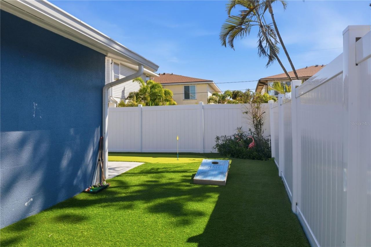 205 Haverkos Court, Holmes Beach, FL 34217 Photo