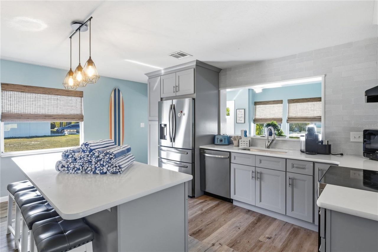 205 Haverkos Court, Holmes Beach, FL 34217 Photo