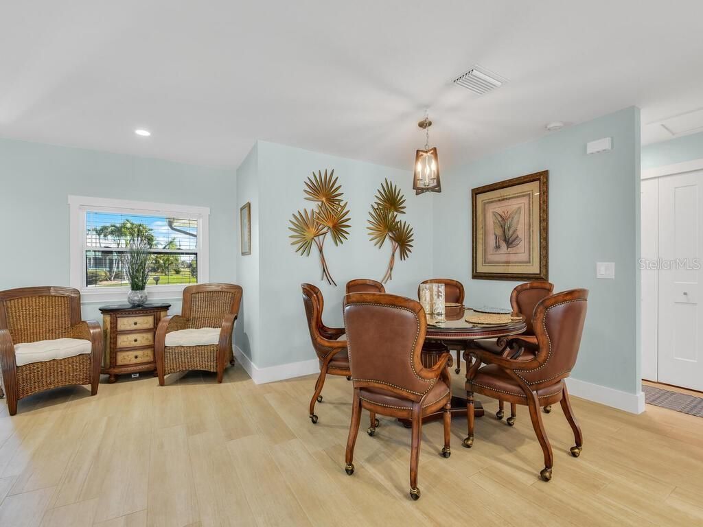 3840 SE 13th Avenue , Cape Coral, FL 33904 Photo