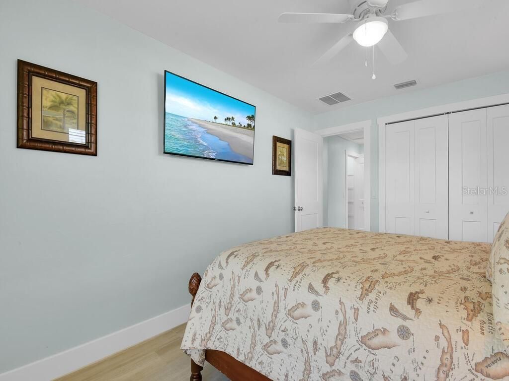 3840 SE 13th Avenue , Cape Coral, FL 33904 Photo