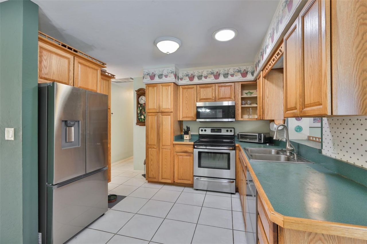 6728 19th Street N, Saint Petersburg, FL 33702 Photo