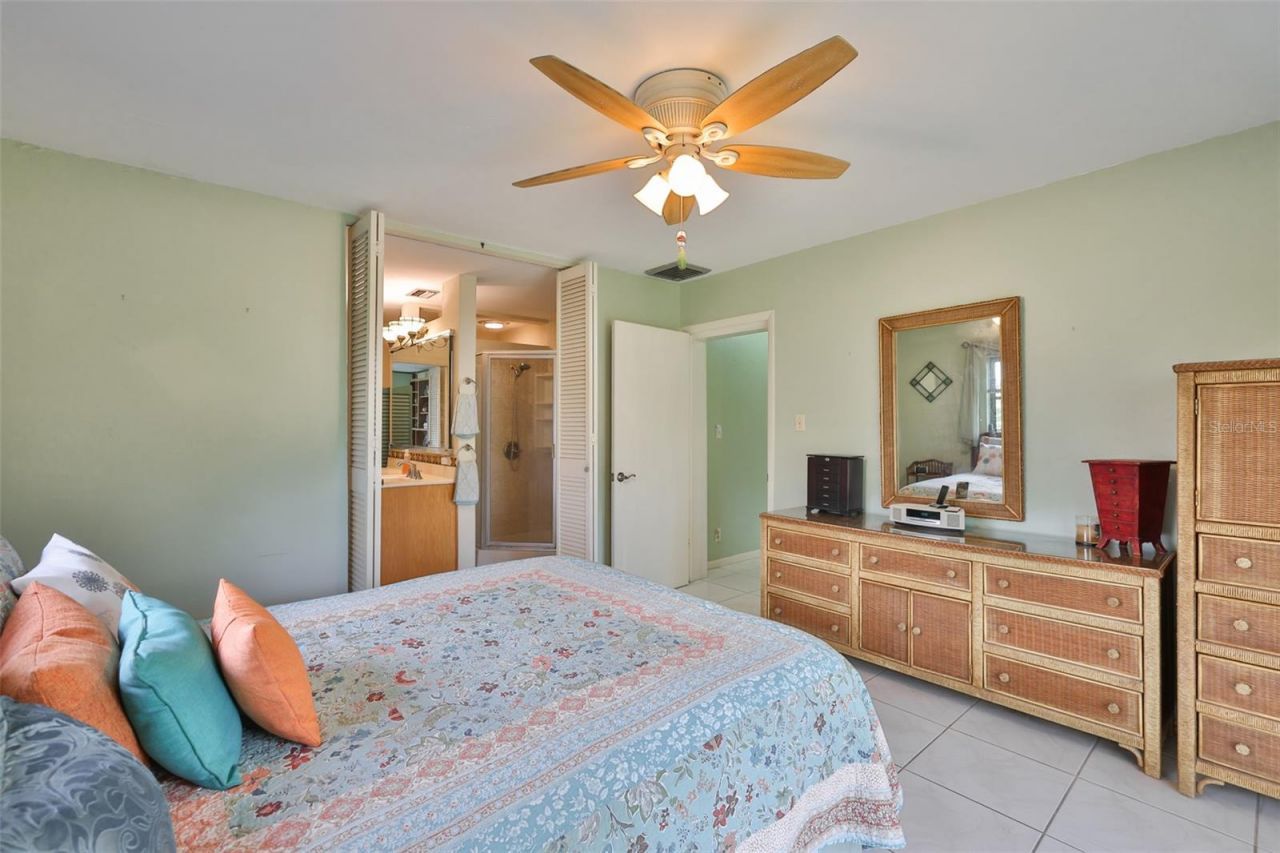 6728 19th Street N, Saint Petersburg, FL 33702 Photo