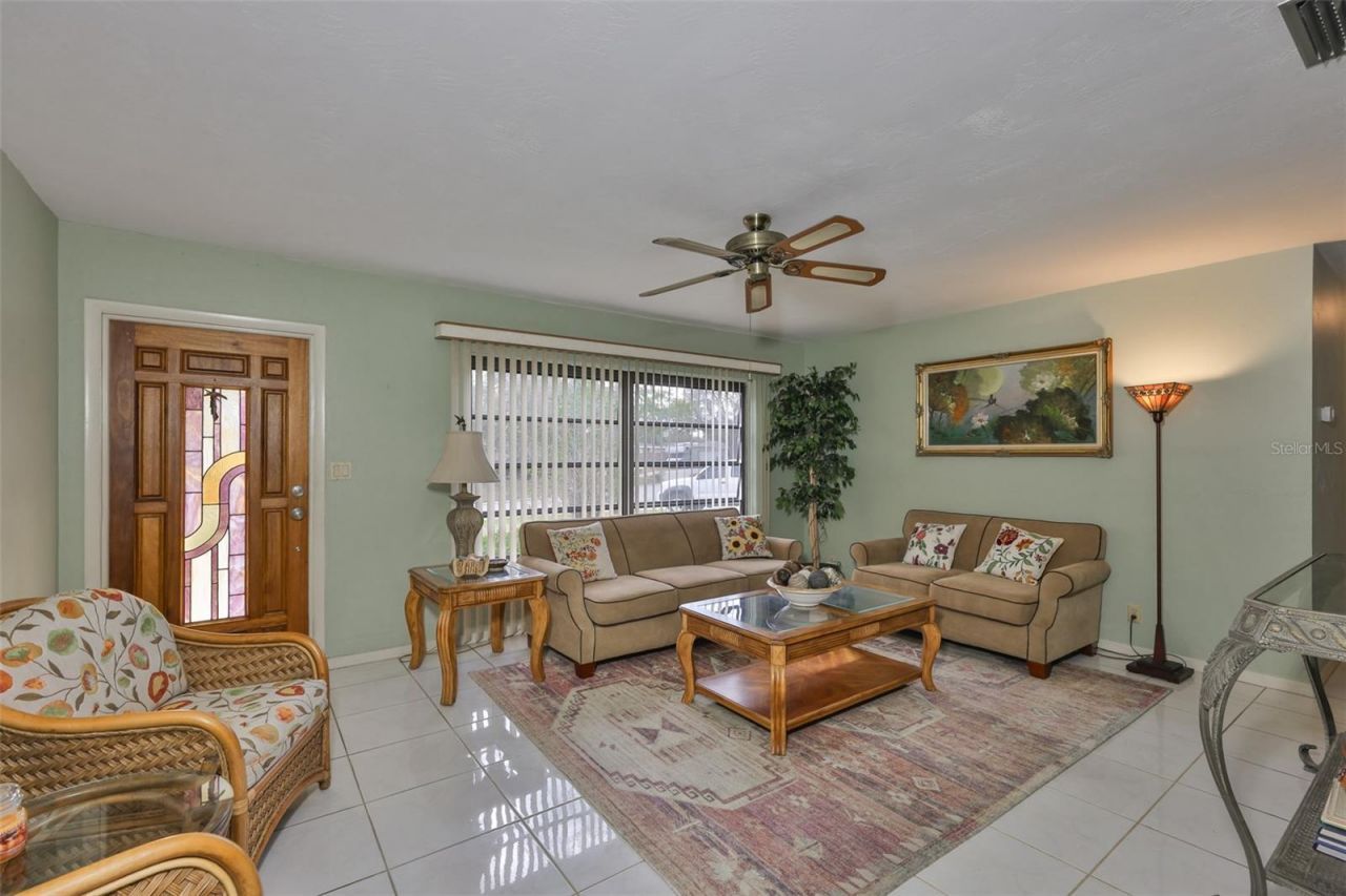 6728 19th Street N, Saint Petersburg, FL 33702 Photo