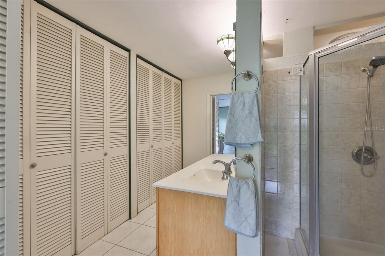 6728 19th Street N, Saint Petersburg, FL 33702 Photo