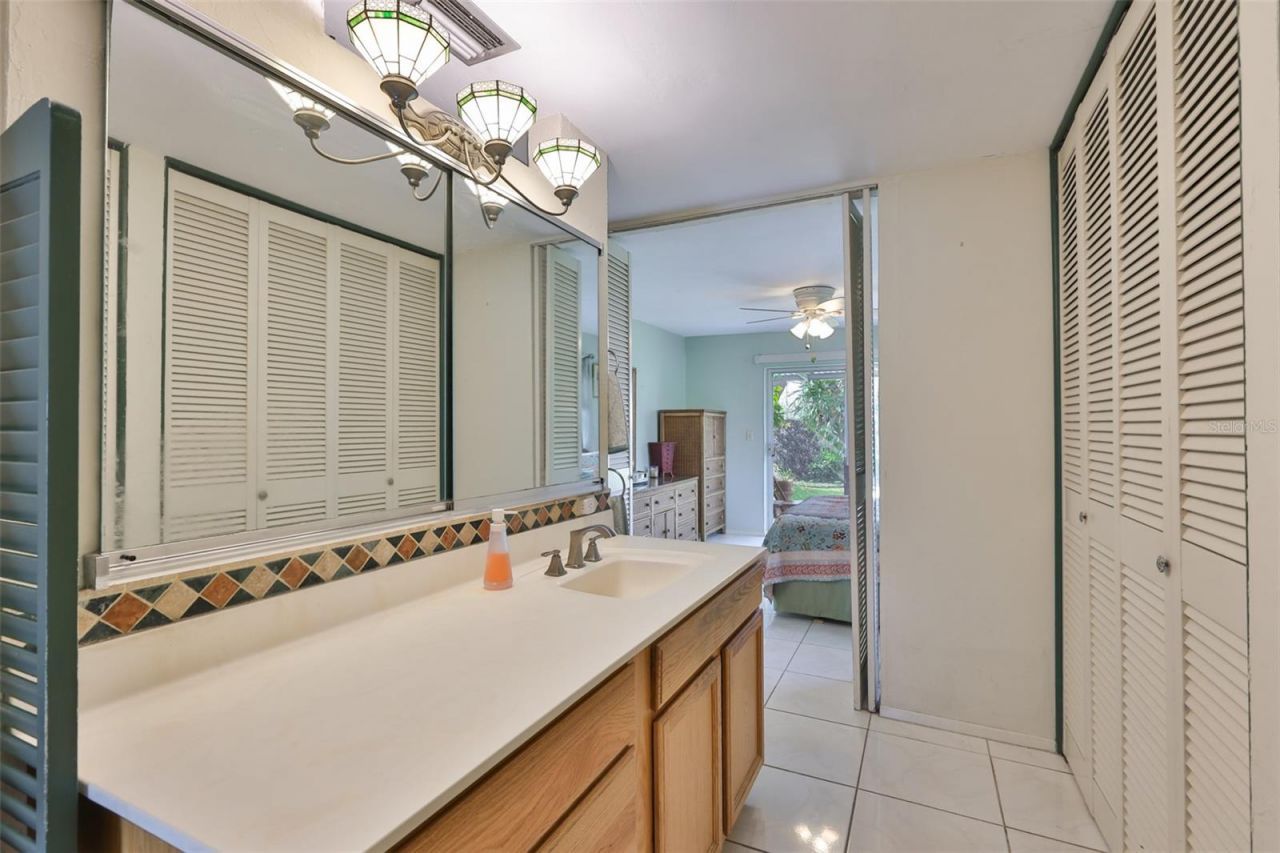 6728 19th Street N, Saint Petersburg, FL 33702 Photo